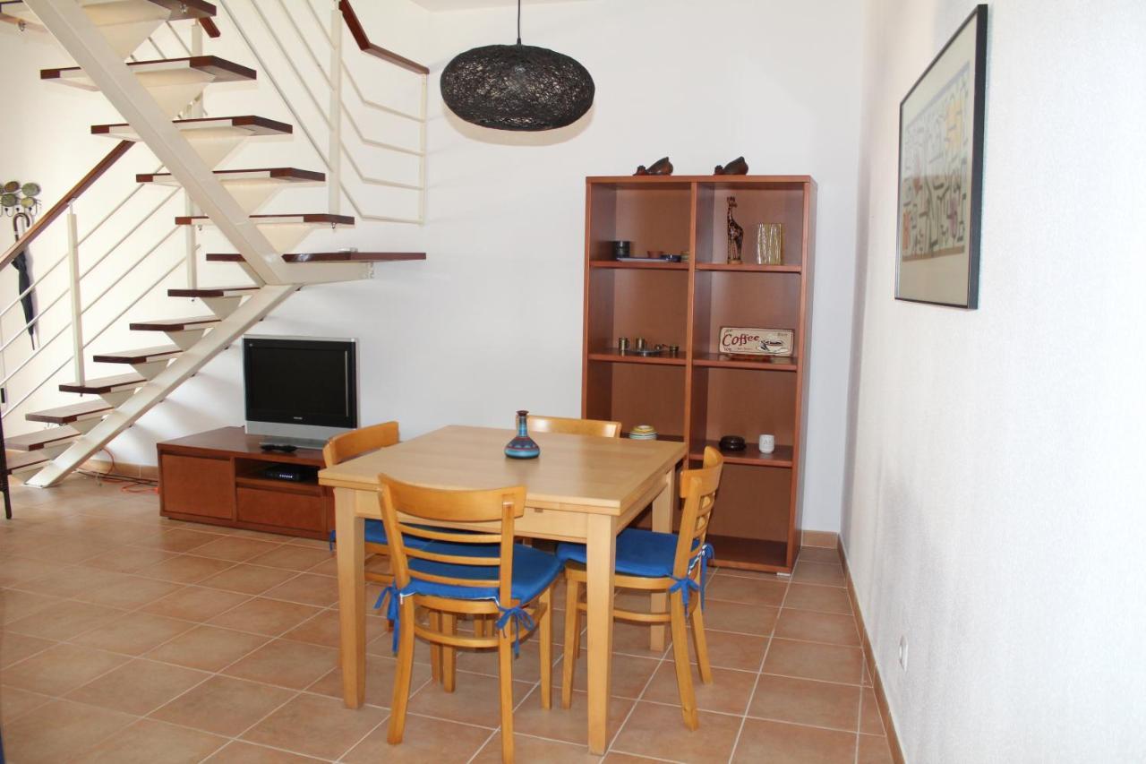 Apartment Fm *